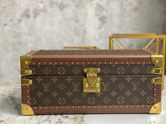 WIS LOUIS ACCESSOIRES COFFRET VUITTON 1011